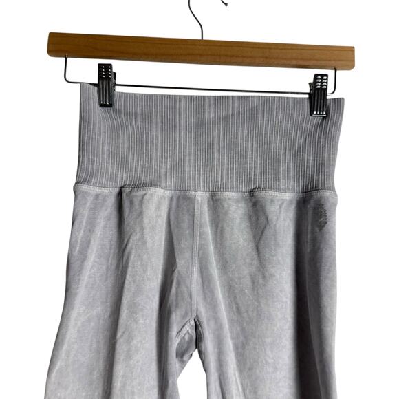 Free People Good Karma Ice Gray High-Rise 7/8 Length Athletic Leggings Size M - Picture 5 of 10